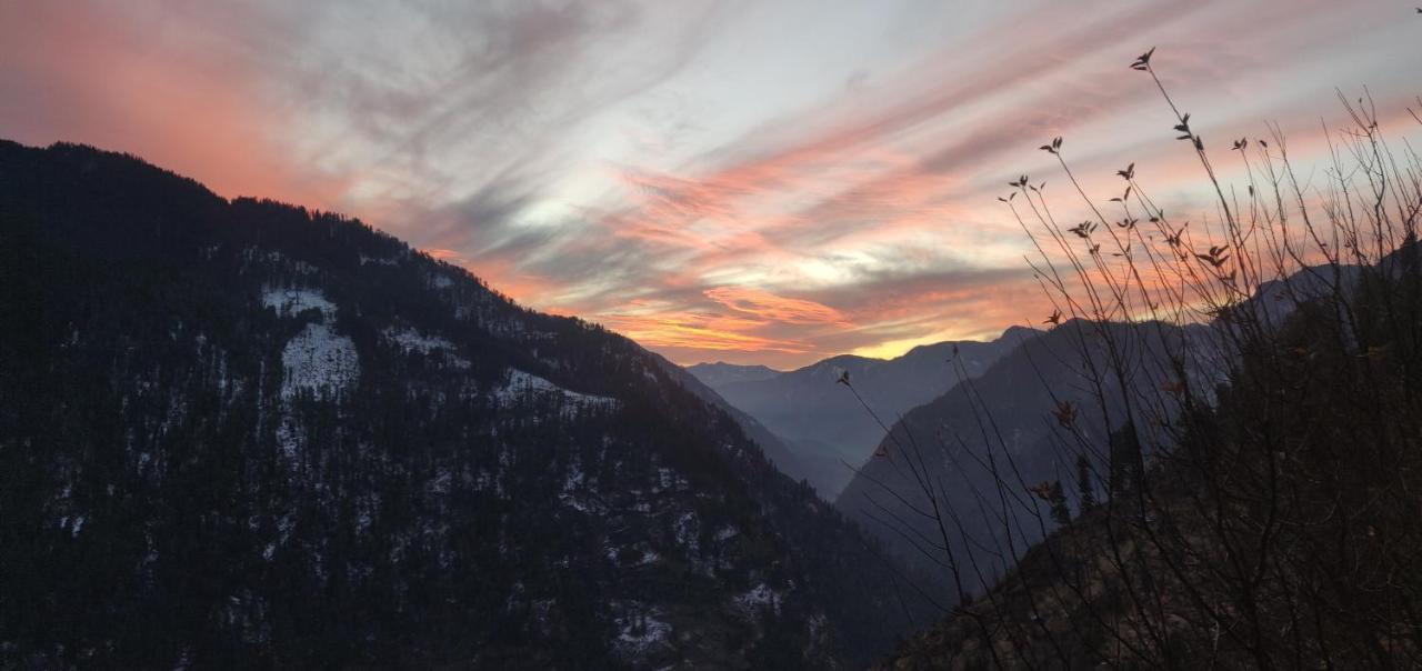 Parvatis Lap Luxury Hostel & Camps Kasol Exterior photo